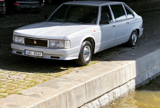 Tatra 613 Special - 3