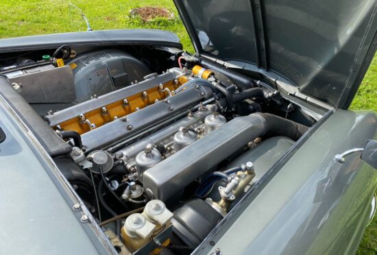 Jaguar MKX 4.2 1964 - 14